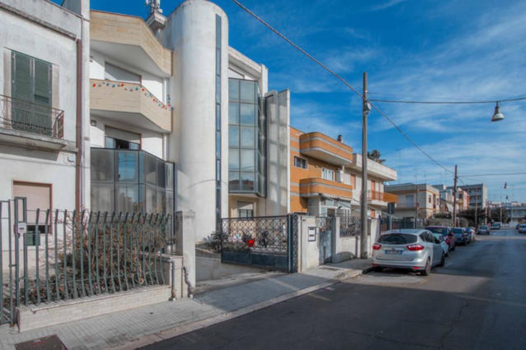 Lo Specchio Del Salento Bed & Breakfast Lecce Eksteriør bilde