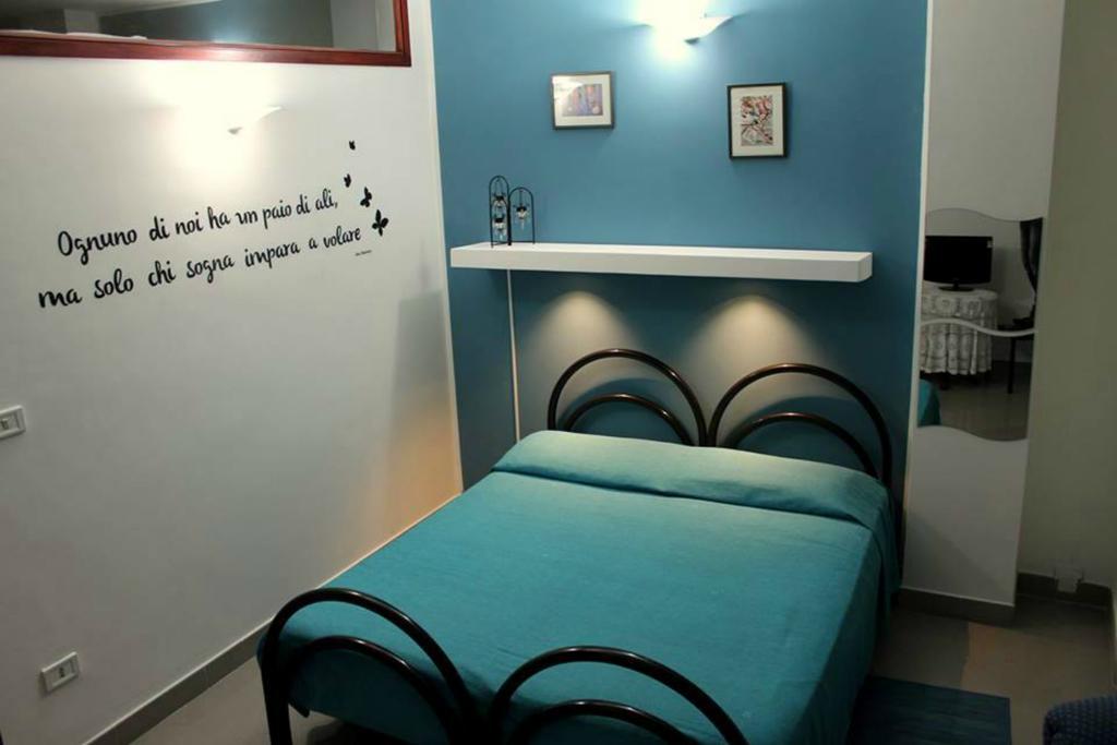 Lo Specchio Del Salento Bed & Breakfast Lecce Rom bilde