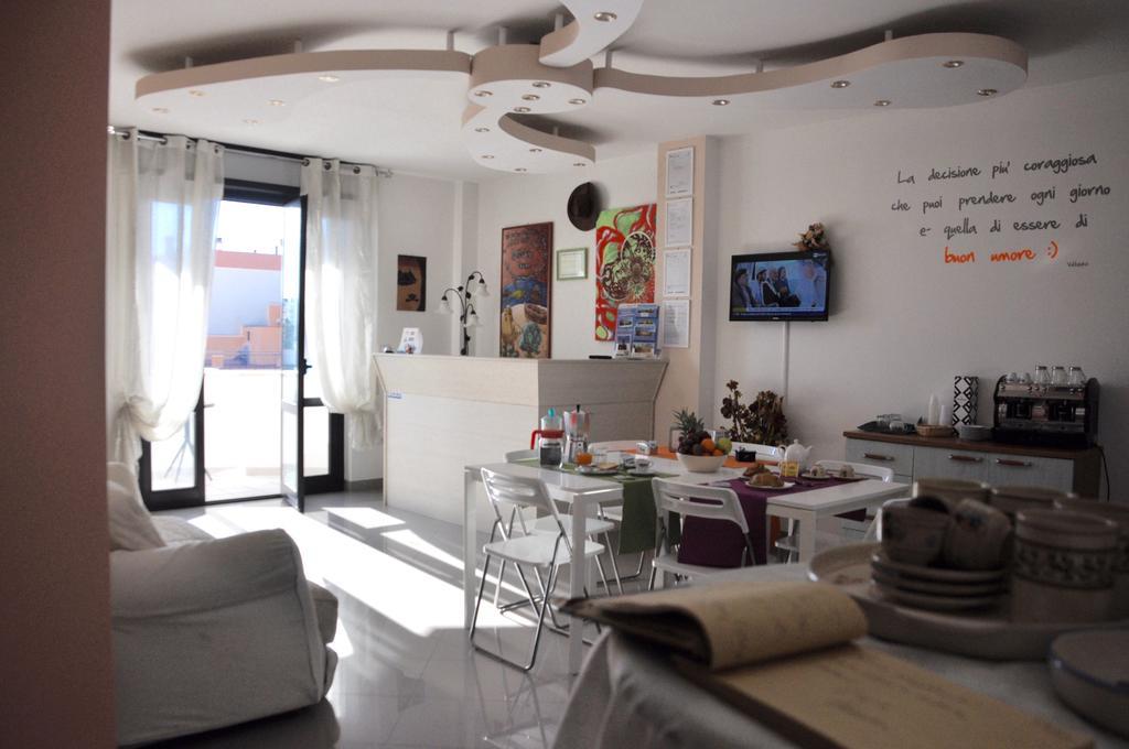 Lo Specchio Del Salento Bed & Breakfast Lecce Eksteriør bilde