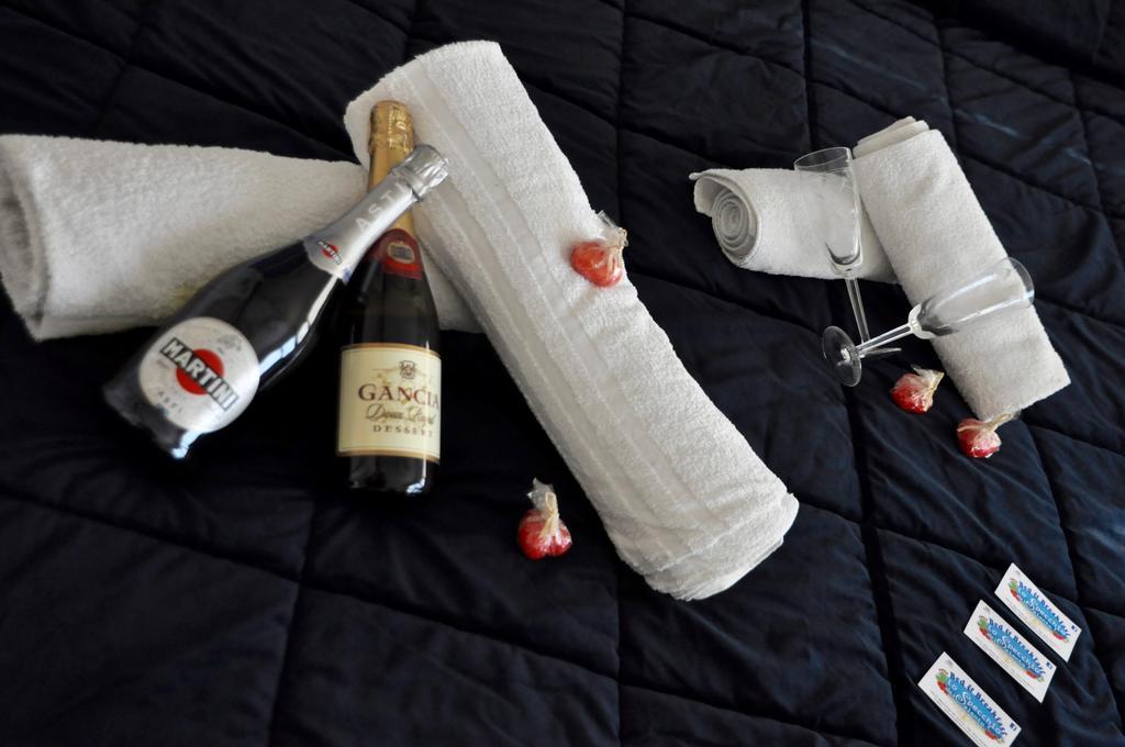 Lo Specchio Del Salento Bed & Breakfast Lecce Eksteriør bilde