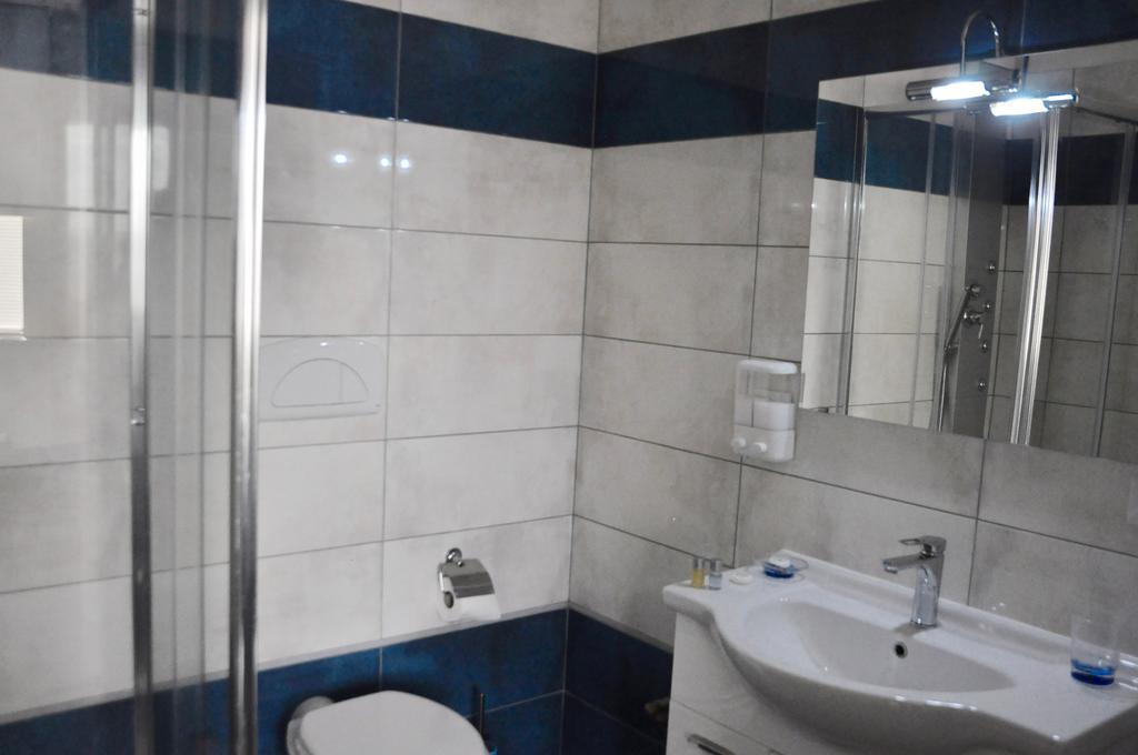 Lo Specchio Del Salento Bed & Breakfast Lecce Eksteriør bilde